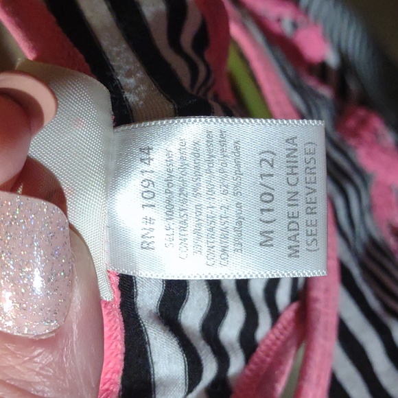 GIRLS DRESS SIZE 10/12 IN EXCELLENT CONDITION (LIKE NEW) IT'S PINK AND BLACK! - Picture 5 of 7